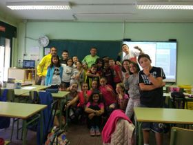 Con los escolares de la Aneja